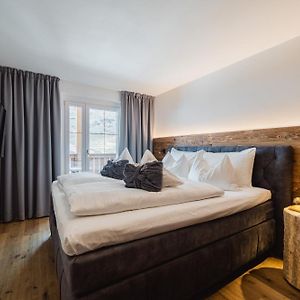 Camera standard con letto king size